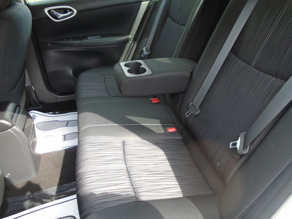 2017 Nissan Sentra Image 14