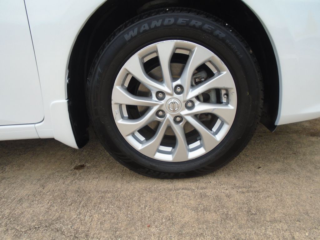 2017 Nissan Sentra Image 24
