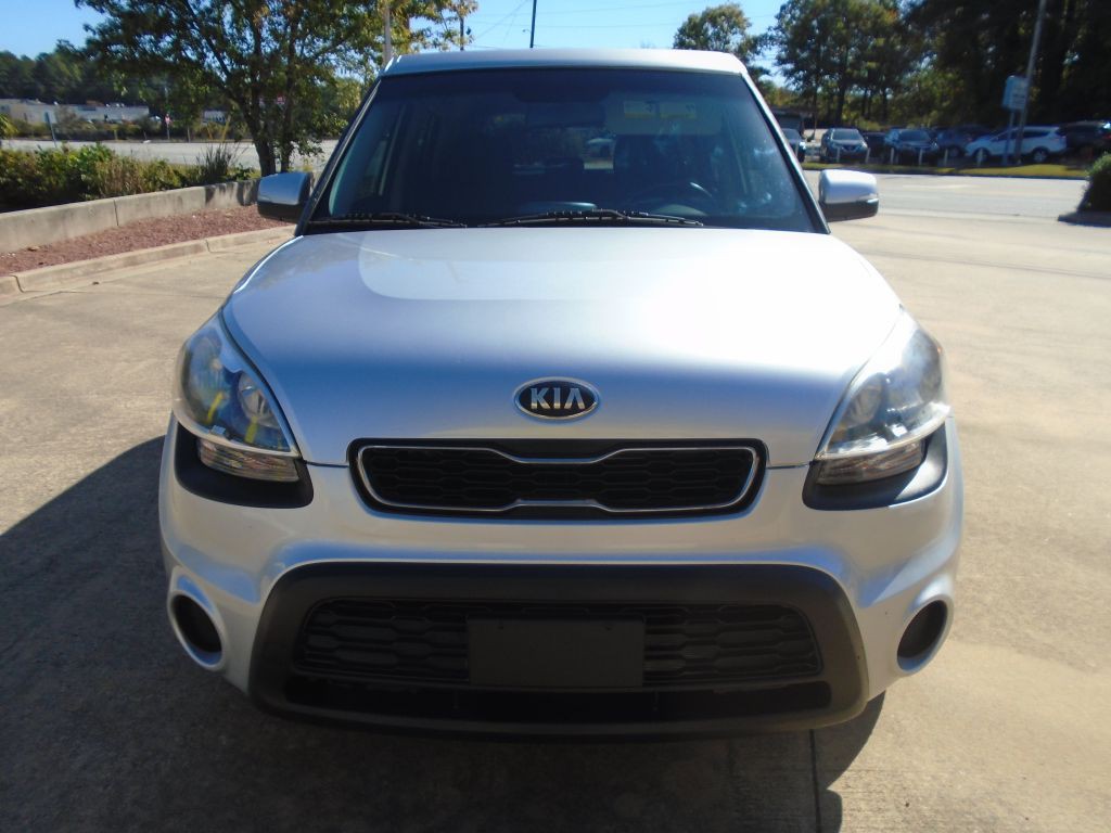 2013 Kia Soul Image 1