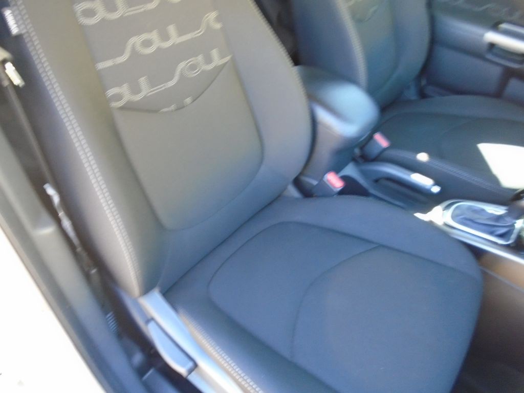 2013 Kia Soul Image 12
