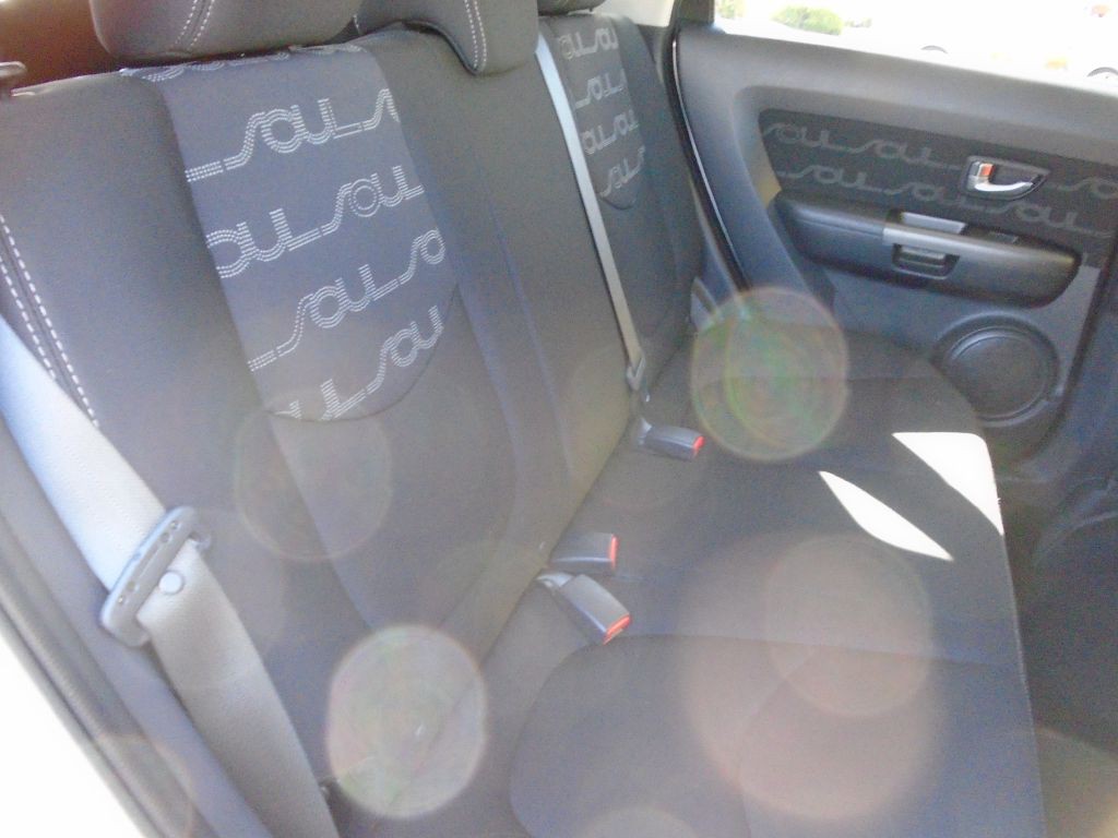 2013 Kia Soul Image 13