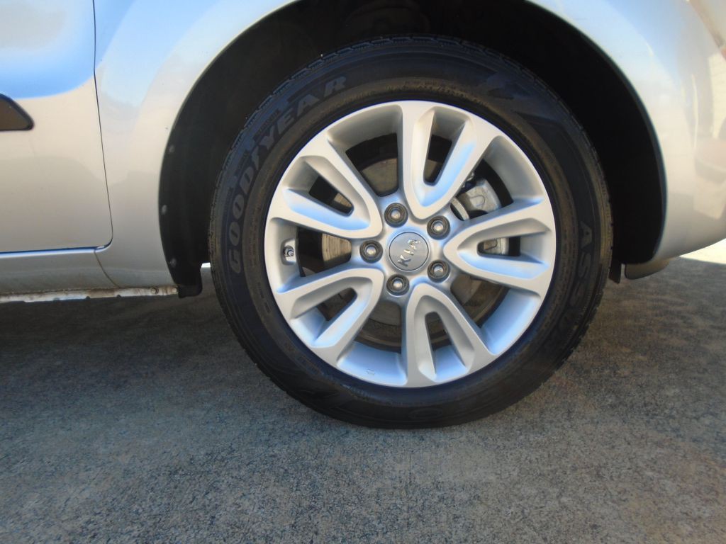 2013 Kia Soul Image 23