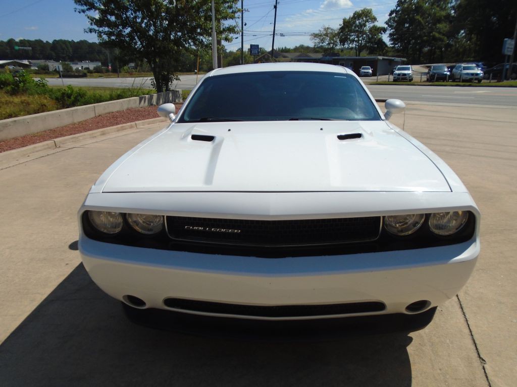 2012 Dodge Challenger Image 1