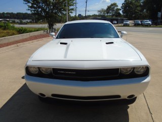 Image for 2012 Dodge Challenger SXT ID: 6955678