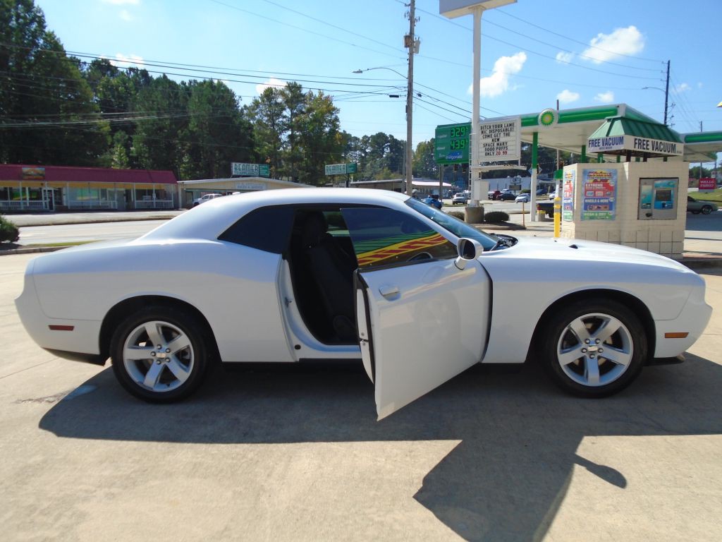 2012 Dodge Challenger Image 5