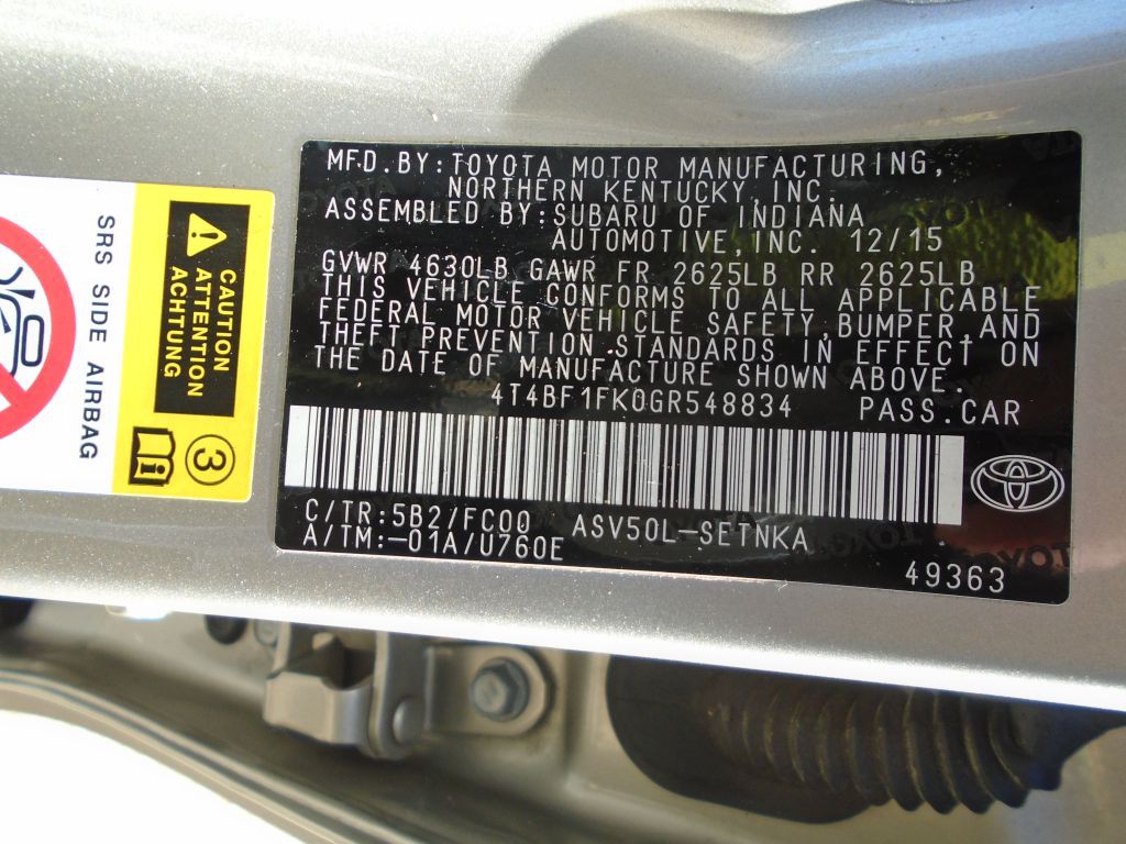 2016 Toyota Camry Image 24