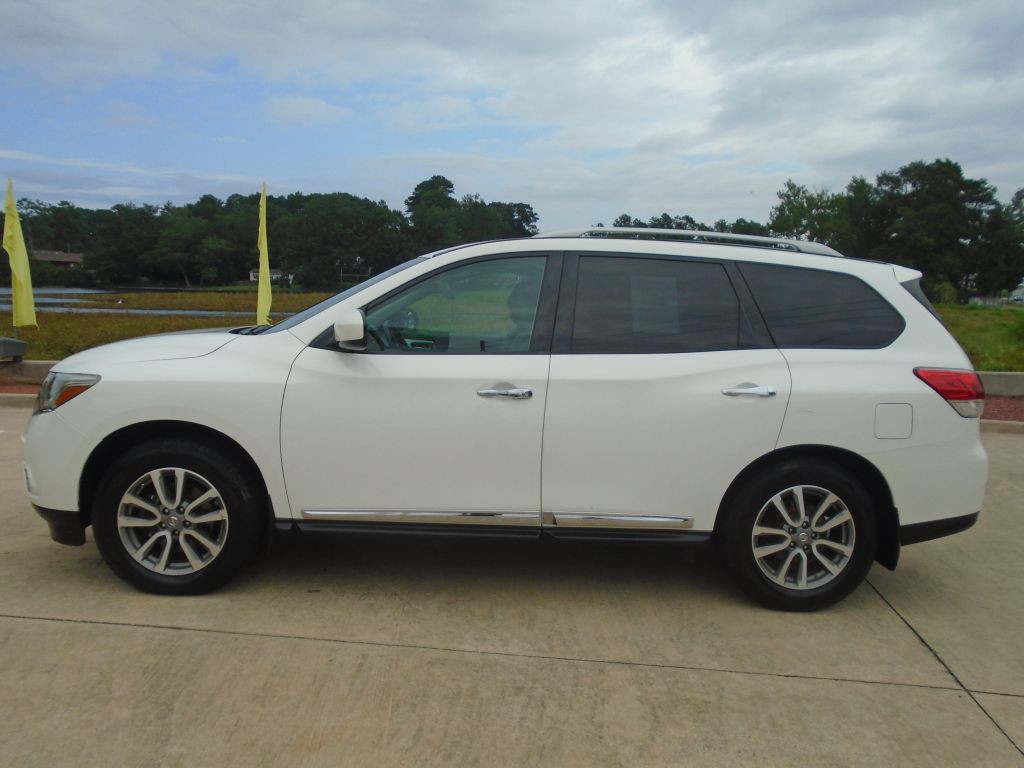 2013 Nissan Pathfinder Image 3