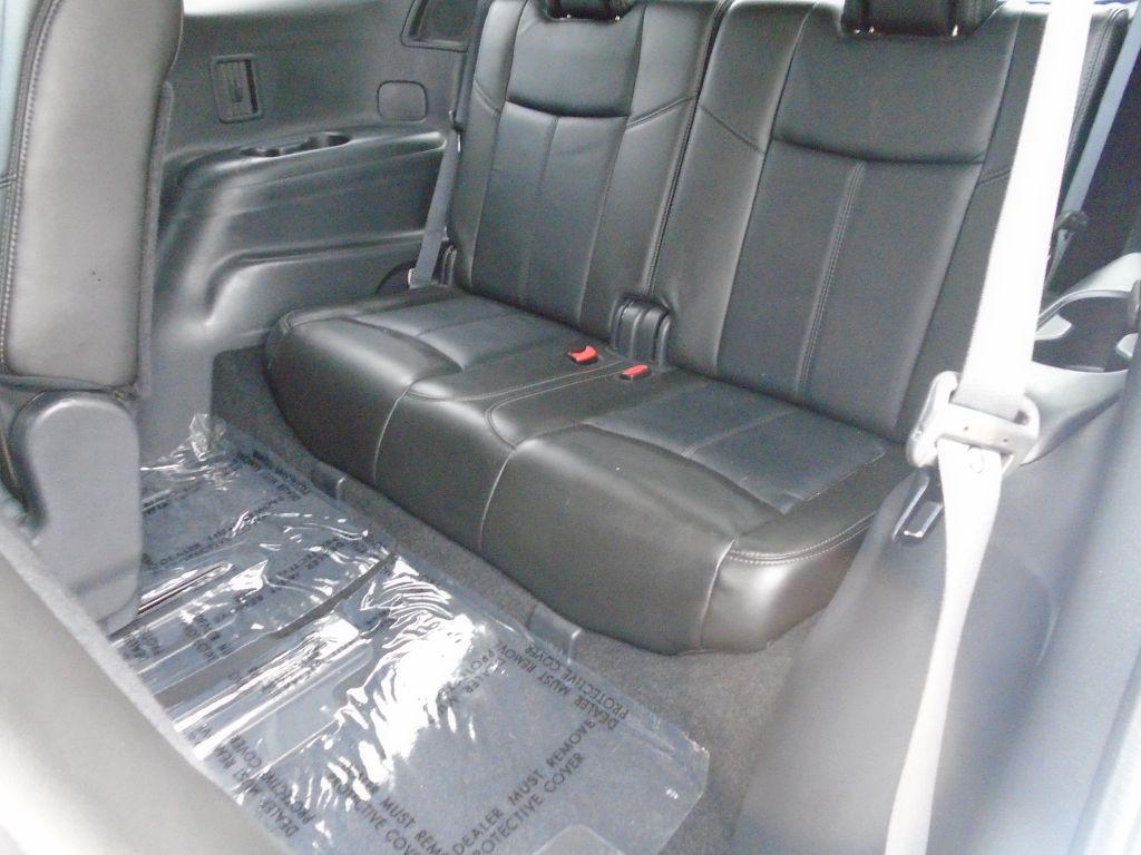 2013 Nissan Pathfinder Image 16