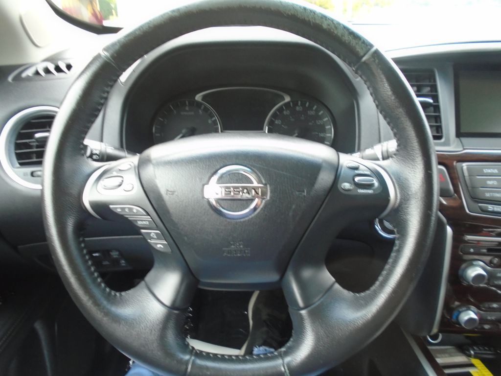 2013 Nissan Pathfinder Image 20