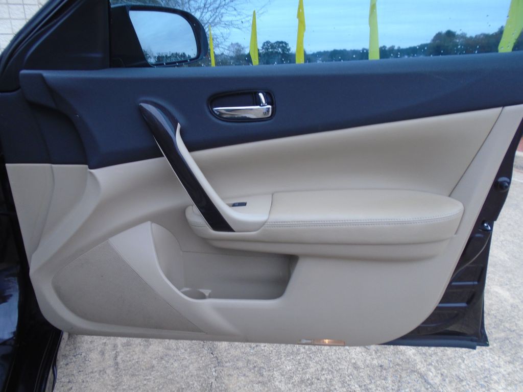 2014 Nissan Maxima Image 7