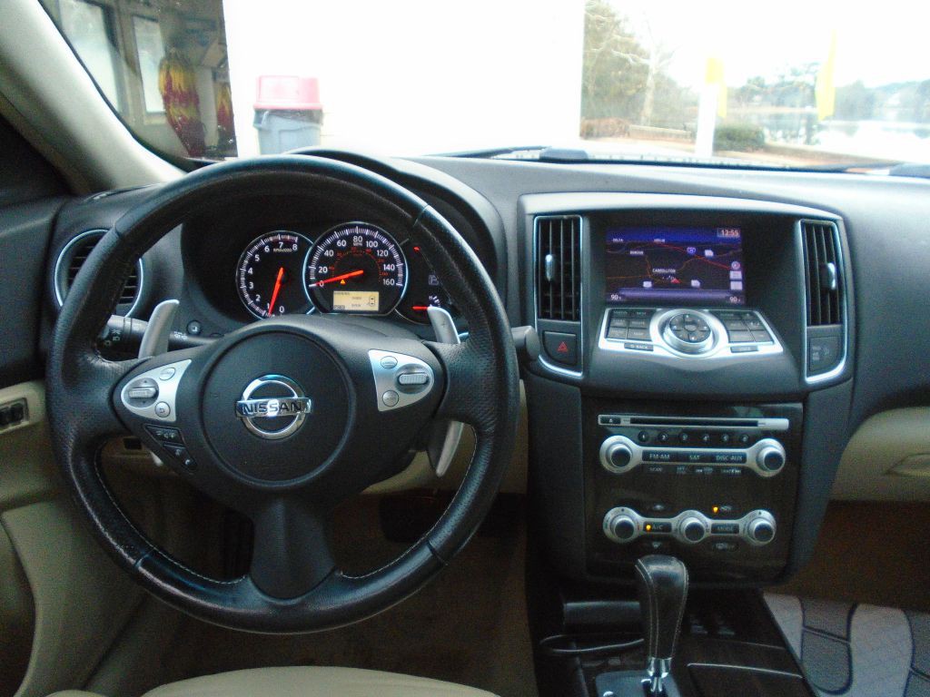 2014 Nissan Maxima Image 14