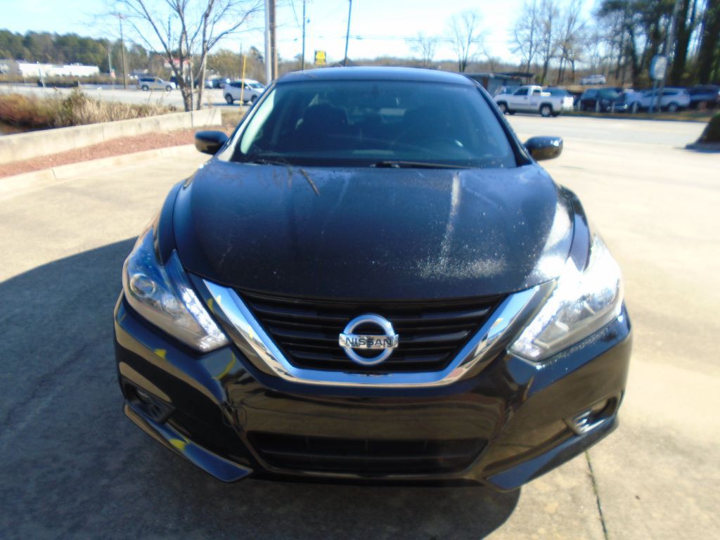 2017 Nissan Altima Image 1