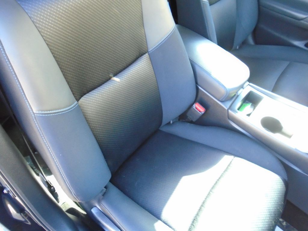 2017 Nissan Altima Image 12