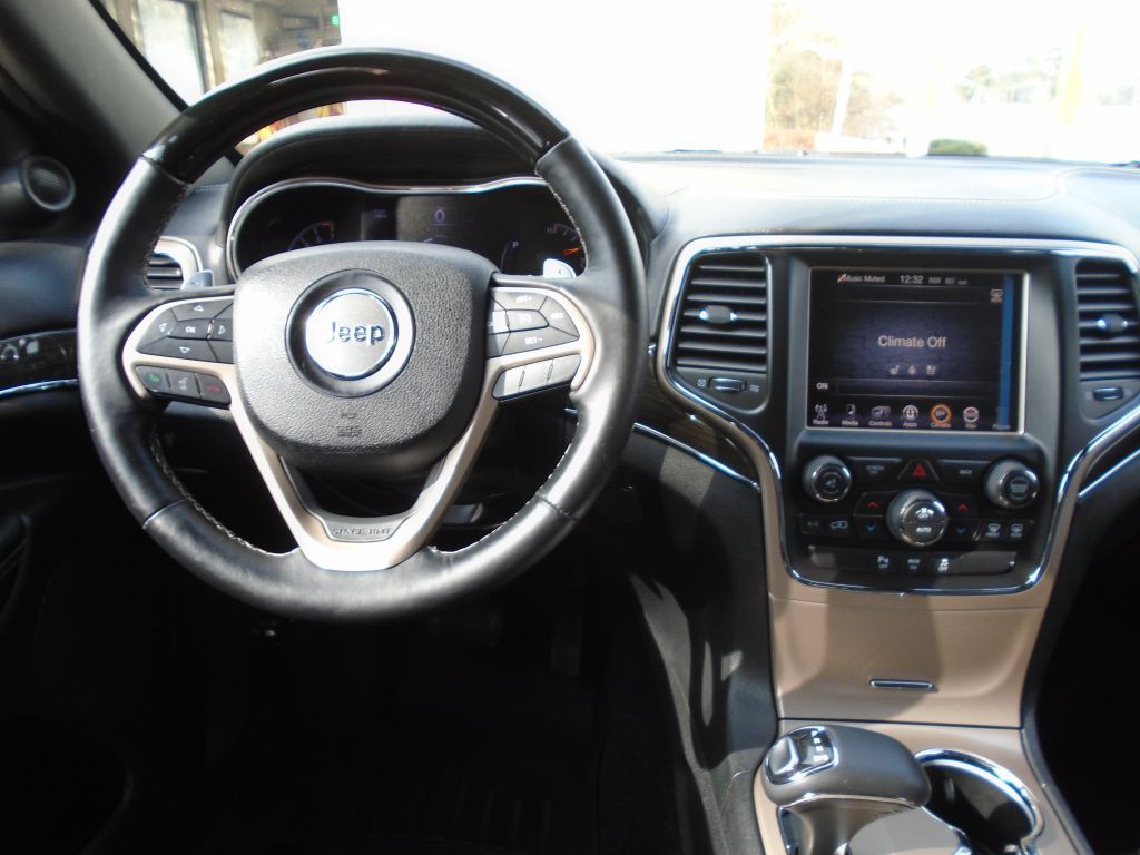 2015 Jeep Grand Cherokee Image 15