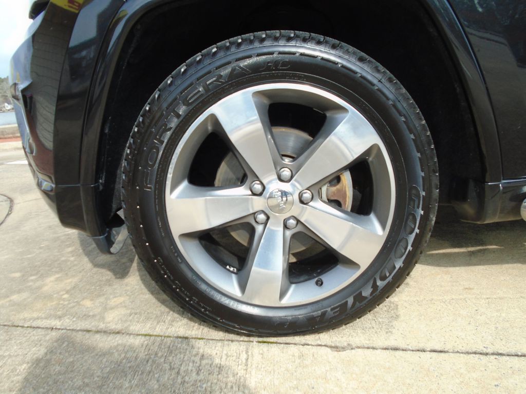 2015 Jeep Grand Cherokee Image 24