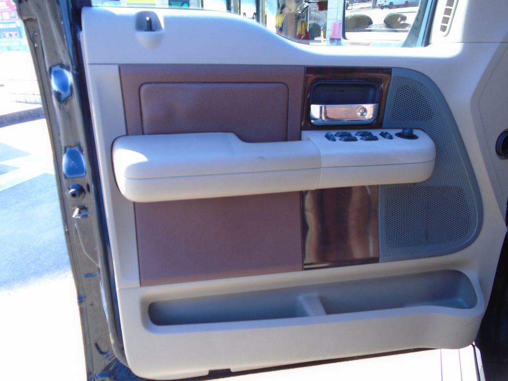 2005 Ford F-150 Image 8