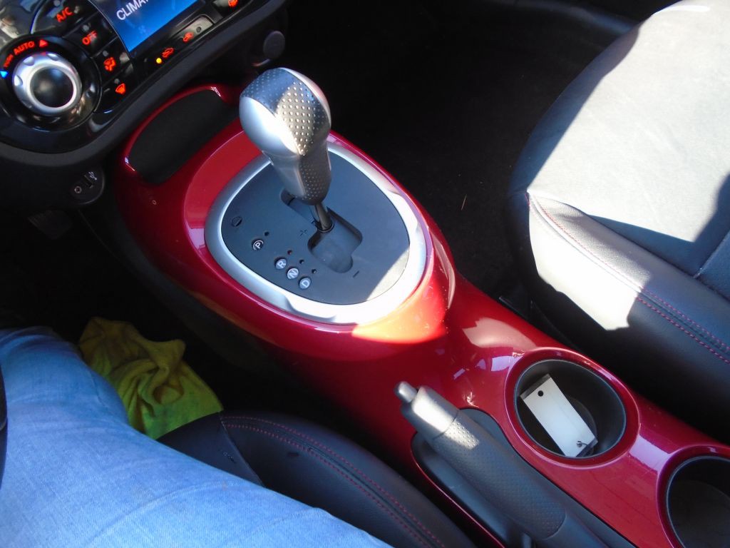 2012 Nissan Juke Image 21