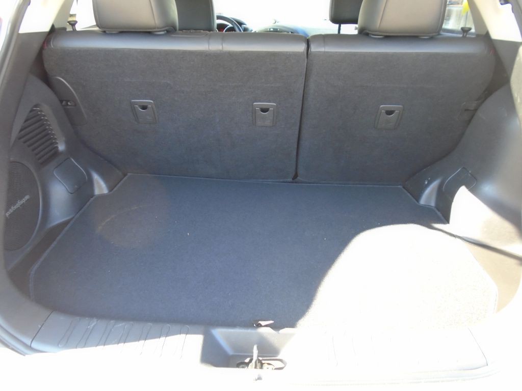 2012 Nissan Juke Image 24