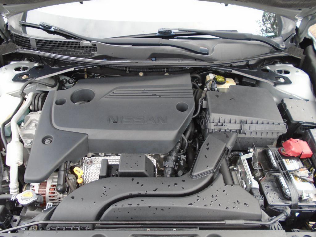 2016 Nissan Altima Image 21