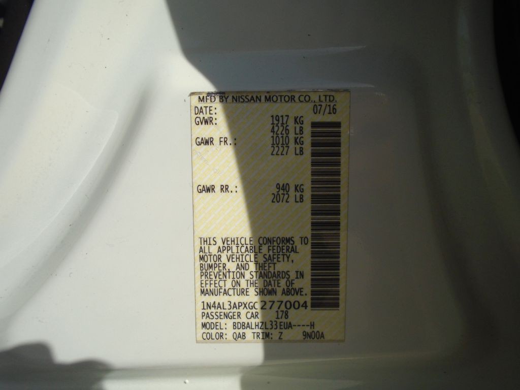 2016 Nissan Altima Image 25