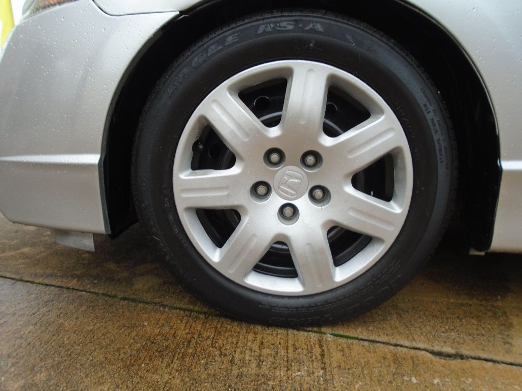 2011 Honda Civic Image 21