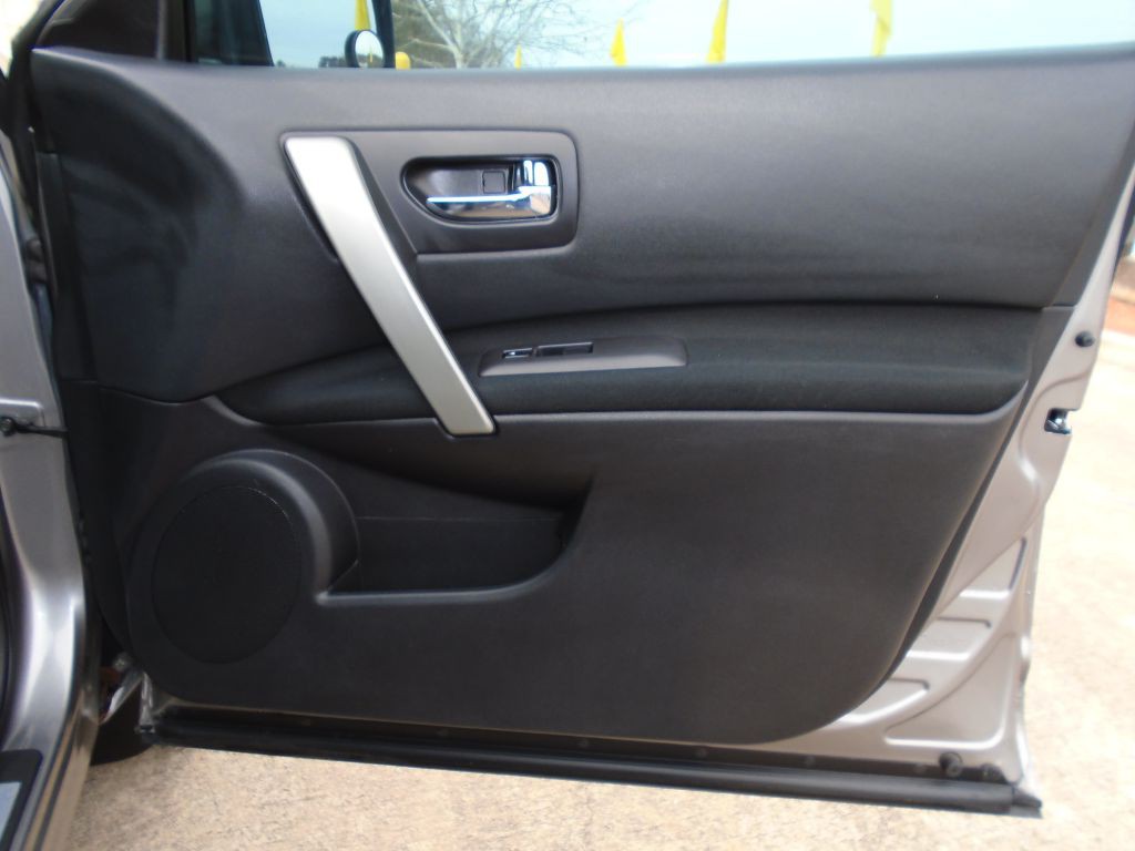 2013 Nissan Rogue Image 8