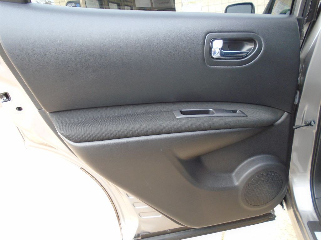 2013 Nissan Rogue Image 10