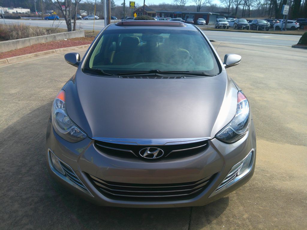 2013 Hyundai Elantra Image 1