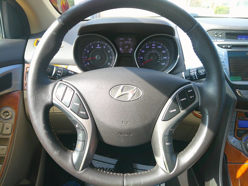 2013 Hyundai Elantra Image 19