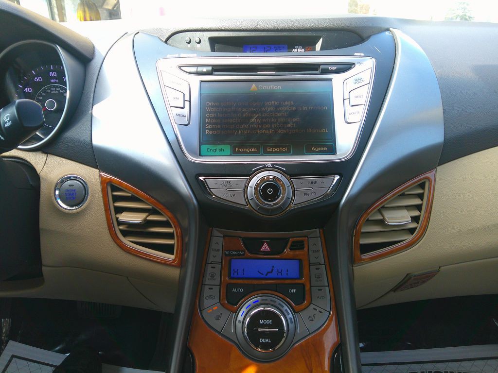 2013 Hyundai Elantra Image 20