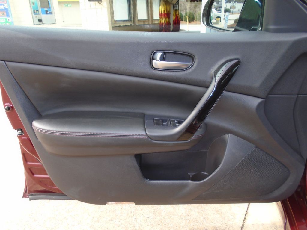 2009 Nissan Maxima Image 7