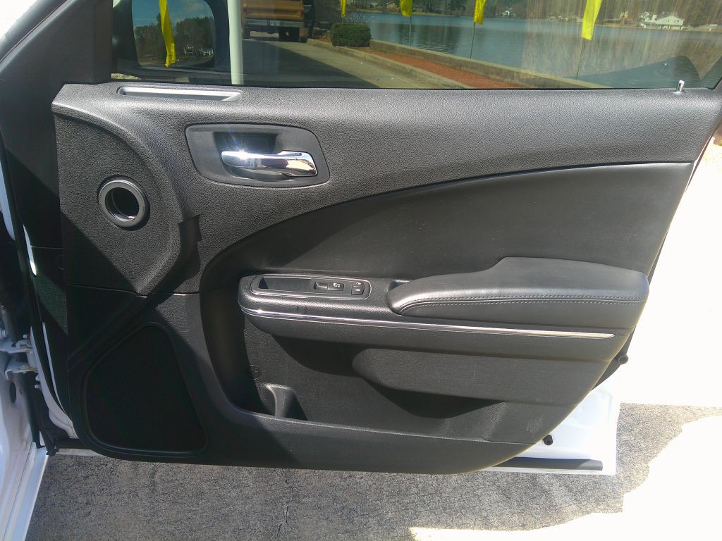 2014 Dodge Charger Image 8