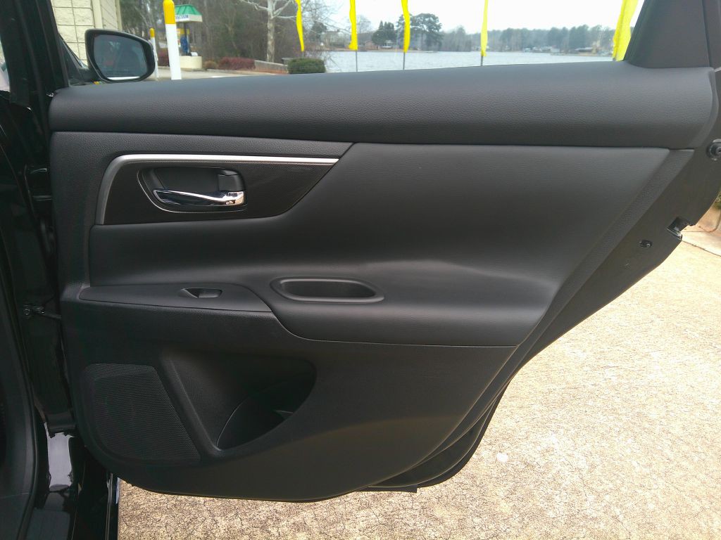 2014 Nissan Altima Image 9