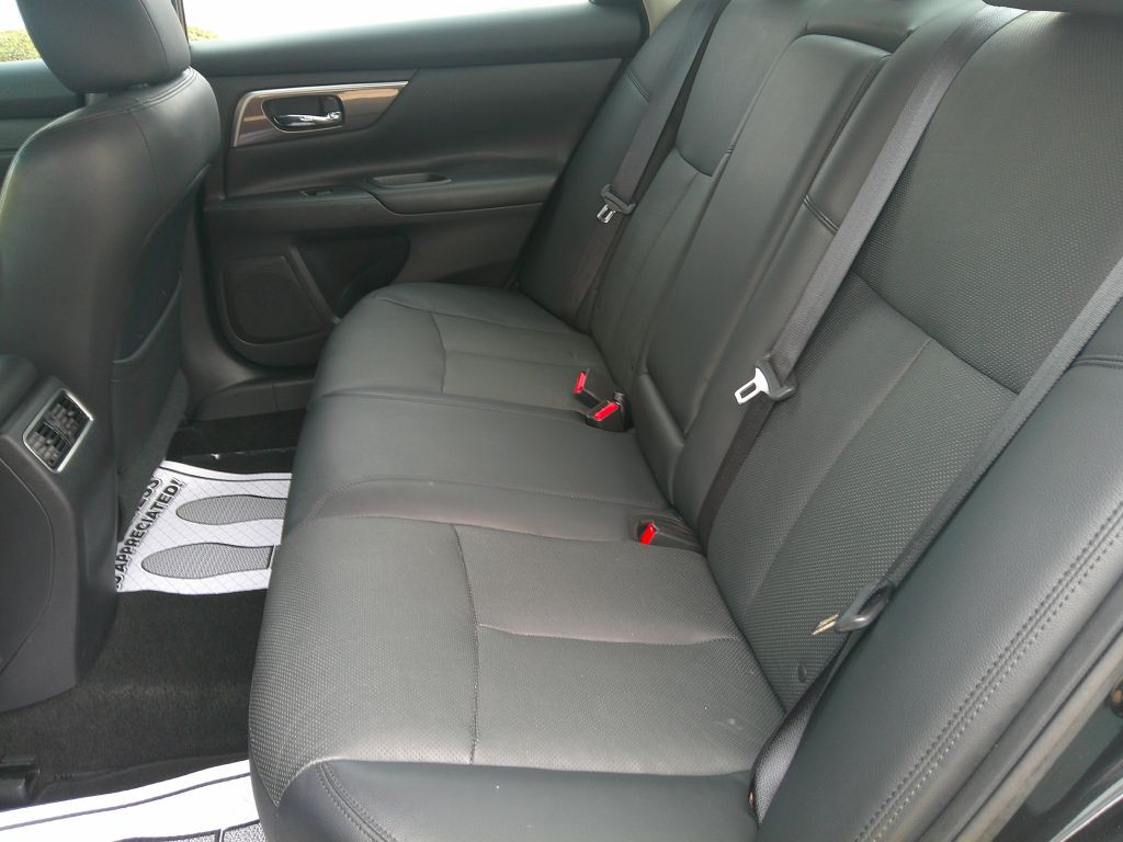 2014 Nissan Altima Image 14