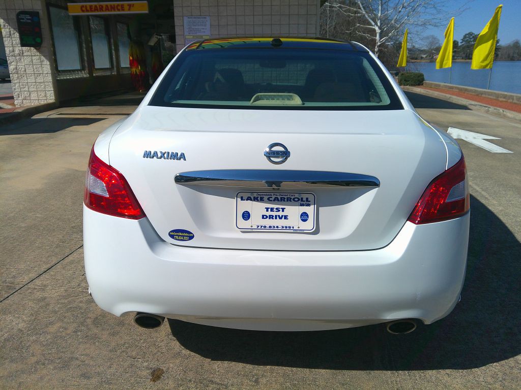 2011 Nissan Maxima Image 2