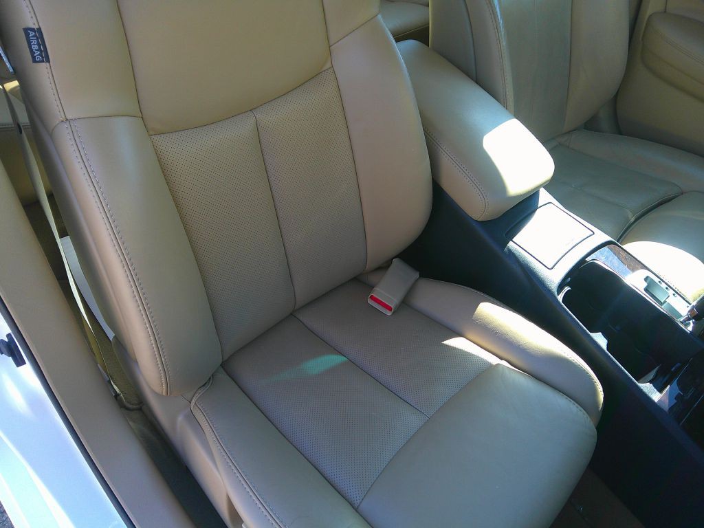 2011 Nissan Maxima Image 12