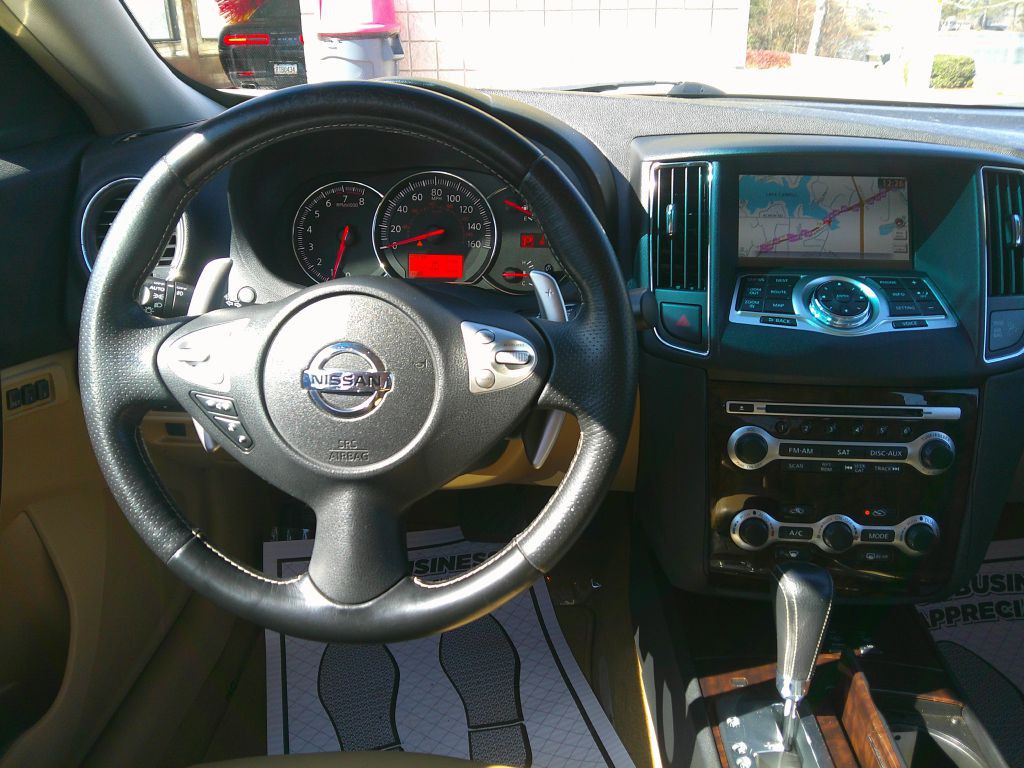 2011 Nissan Maxima Image 15