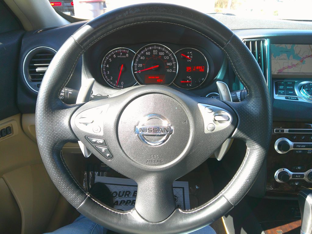 2011 Nissan Maxima Image 18