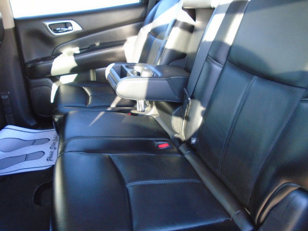 2014 Nissan Pathfinder Image 14