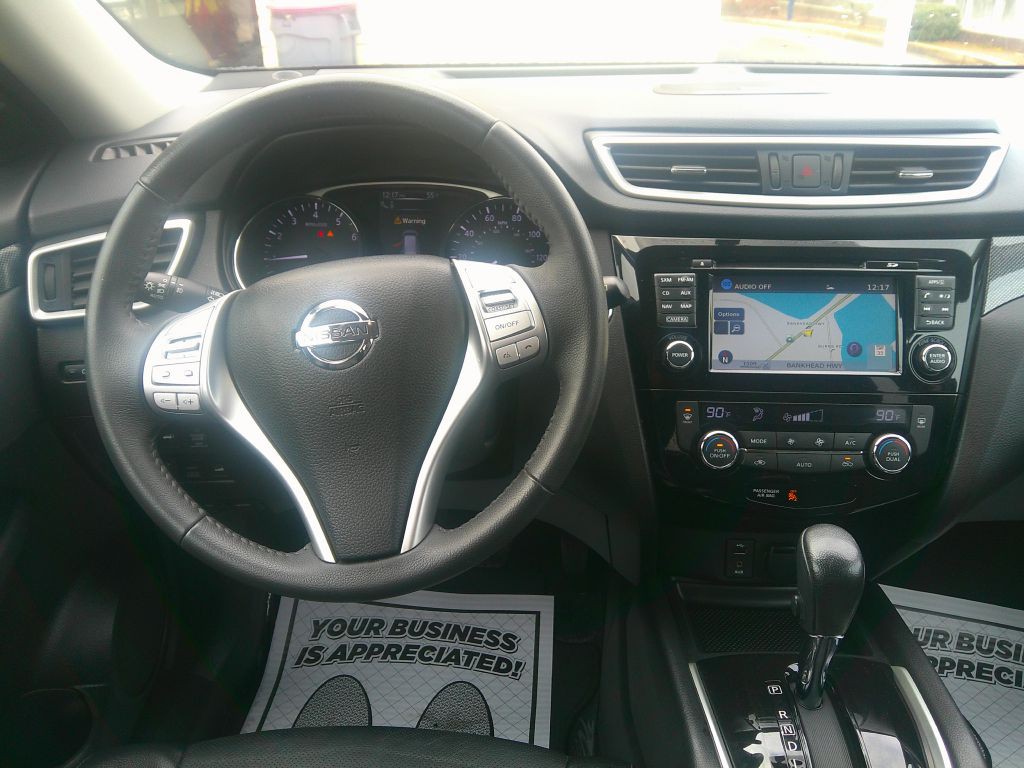 2016 Nissan Rogue Image 15