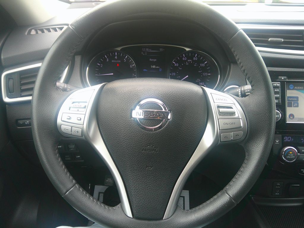 2016 Nissan Rogue Image 18