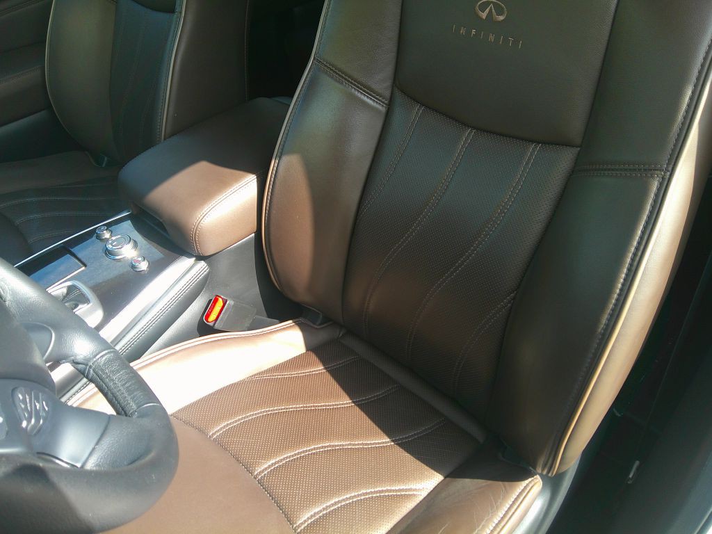 2013 INFINITI JX35 Image 11