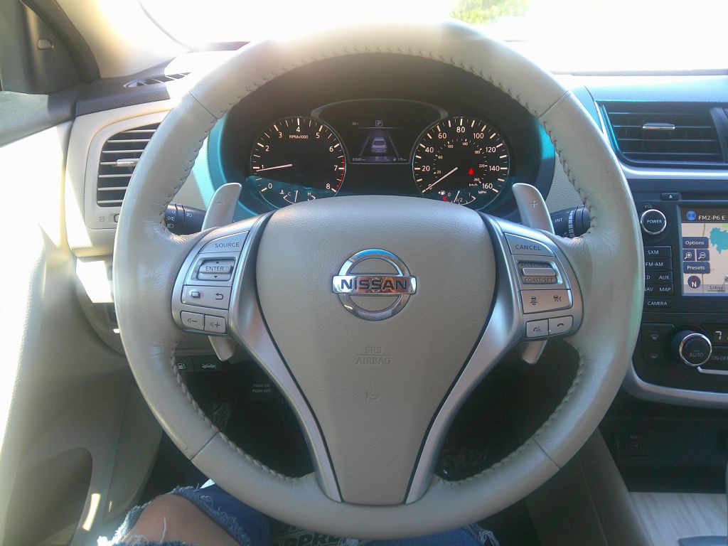 2017 Nissan Altima Image 18