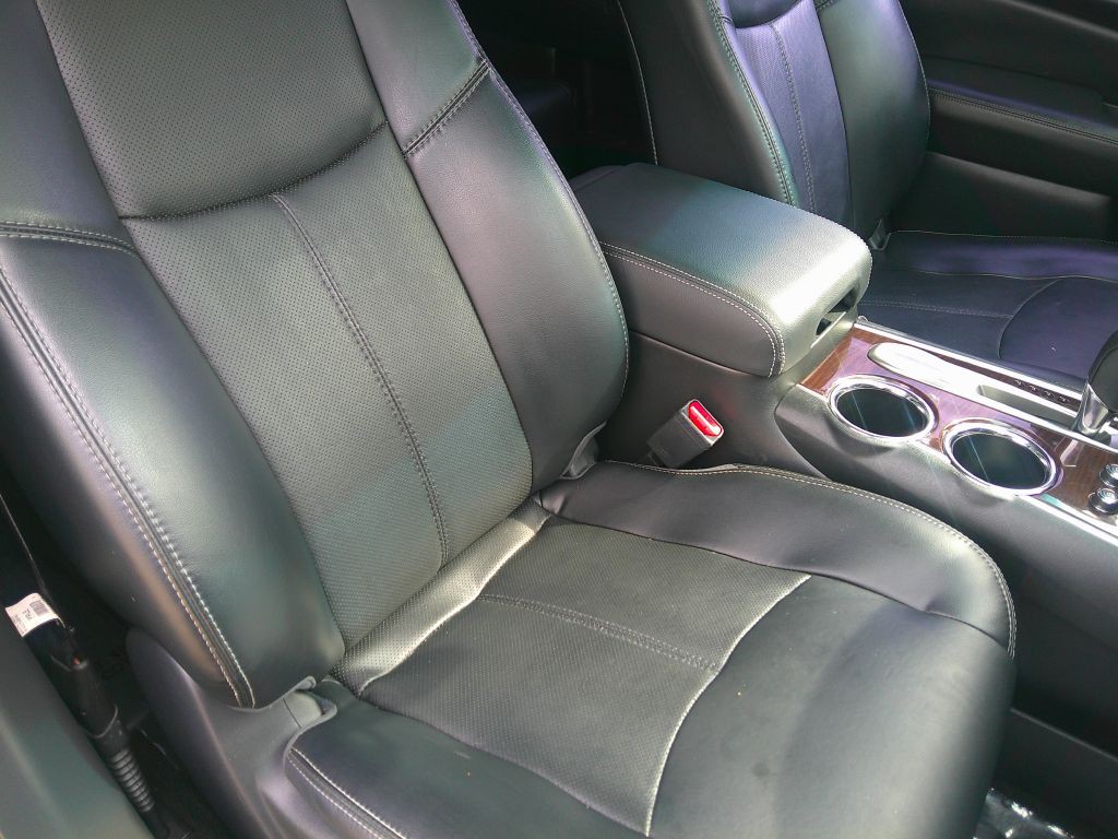 2015 Nissan Pathfinder Image 12