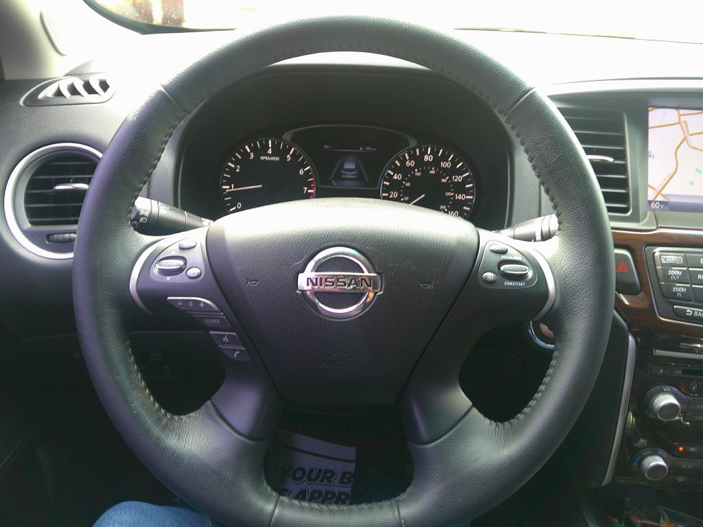 2015 Nissan Pathfinder Image 19