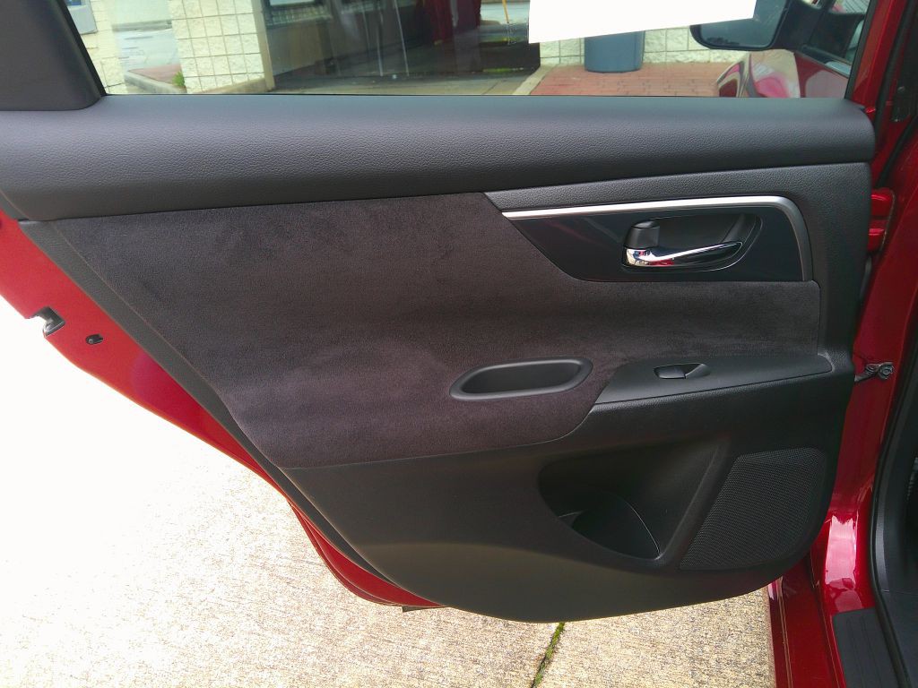 2013 Nissan Altima Image 10