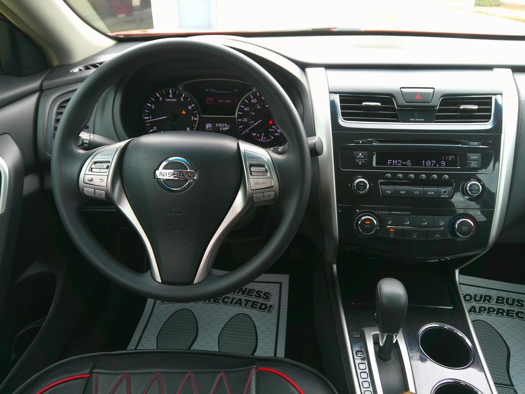 2013 Nissan Altima Image 15