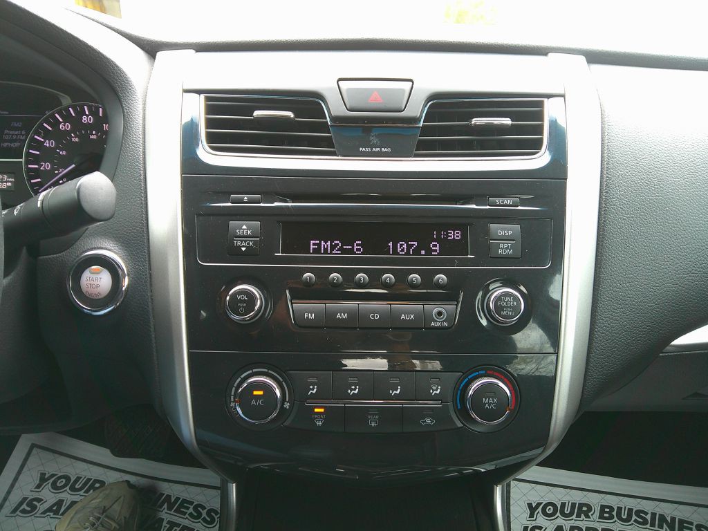 2013 Nissan Altima Image 19