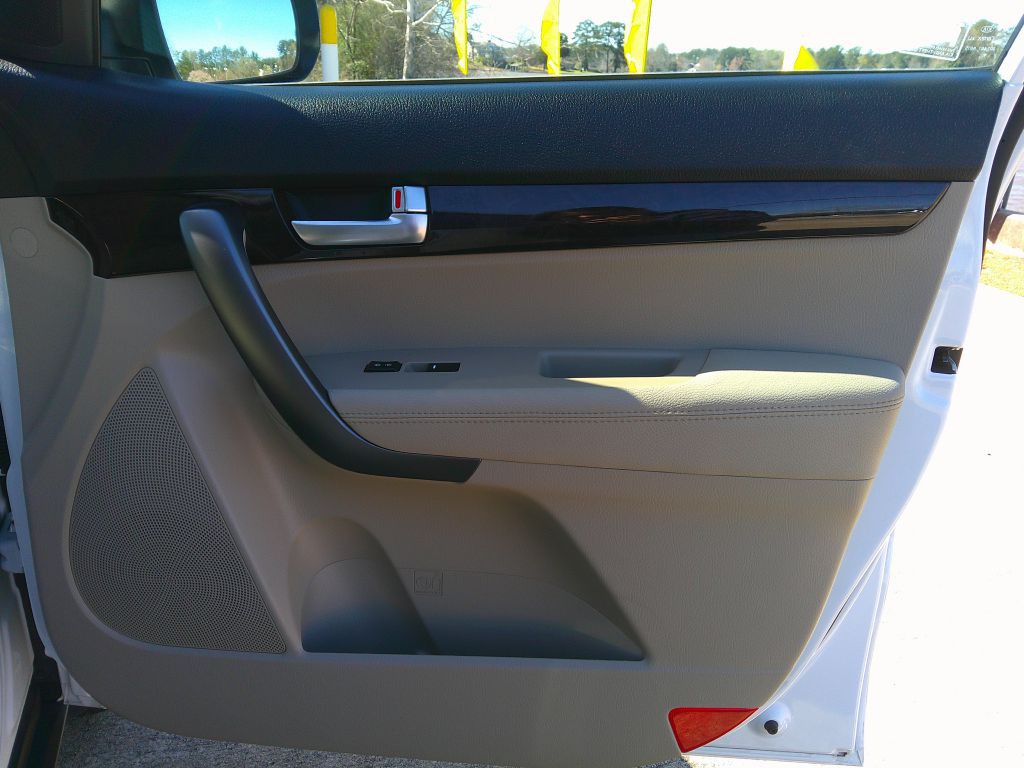 2014 Kia Sorento Image 8