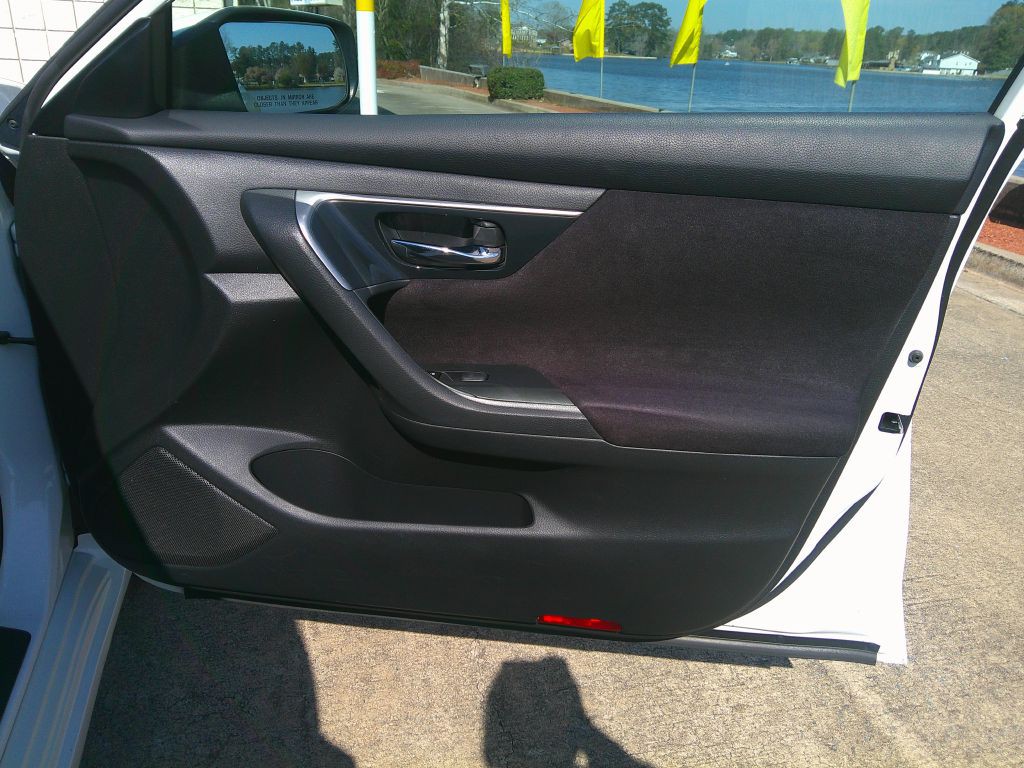 2013 Nissan Altima Image 8
